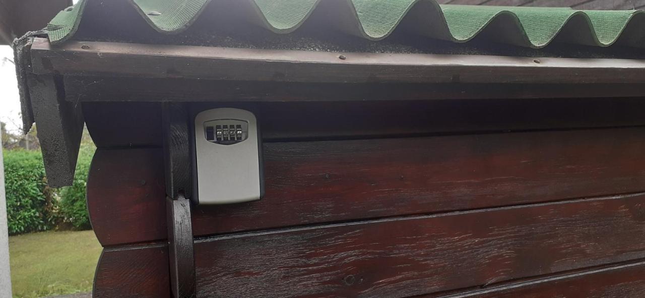 Chambre indépendante pour 1 personne sur jardin au calme Annecy Esterno foto